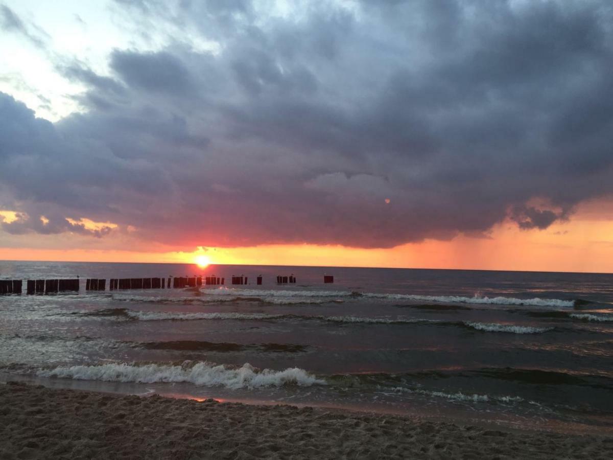 Apartamenty Sunrise Kolobrzeg Podczele Luaran gambar